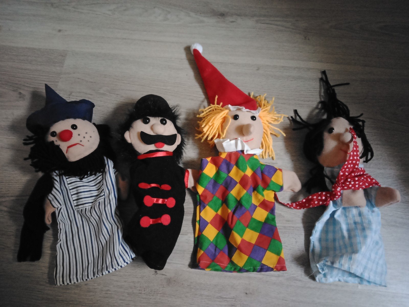 handpoppen / poppenkastpoppen, Ophalen of Verzenden