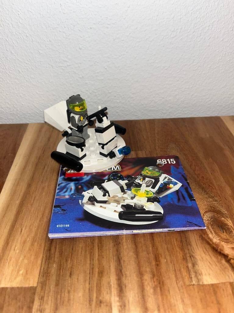 LEGO Space 6815 Exploriens Hovertron met boekje minifigure, Ophalen of Verzenden, Zo goed als nieuw, Complete set, Lego