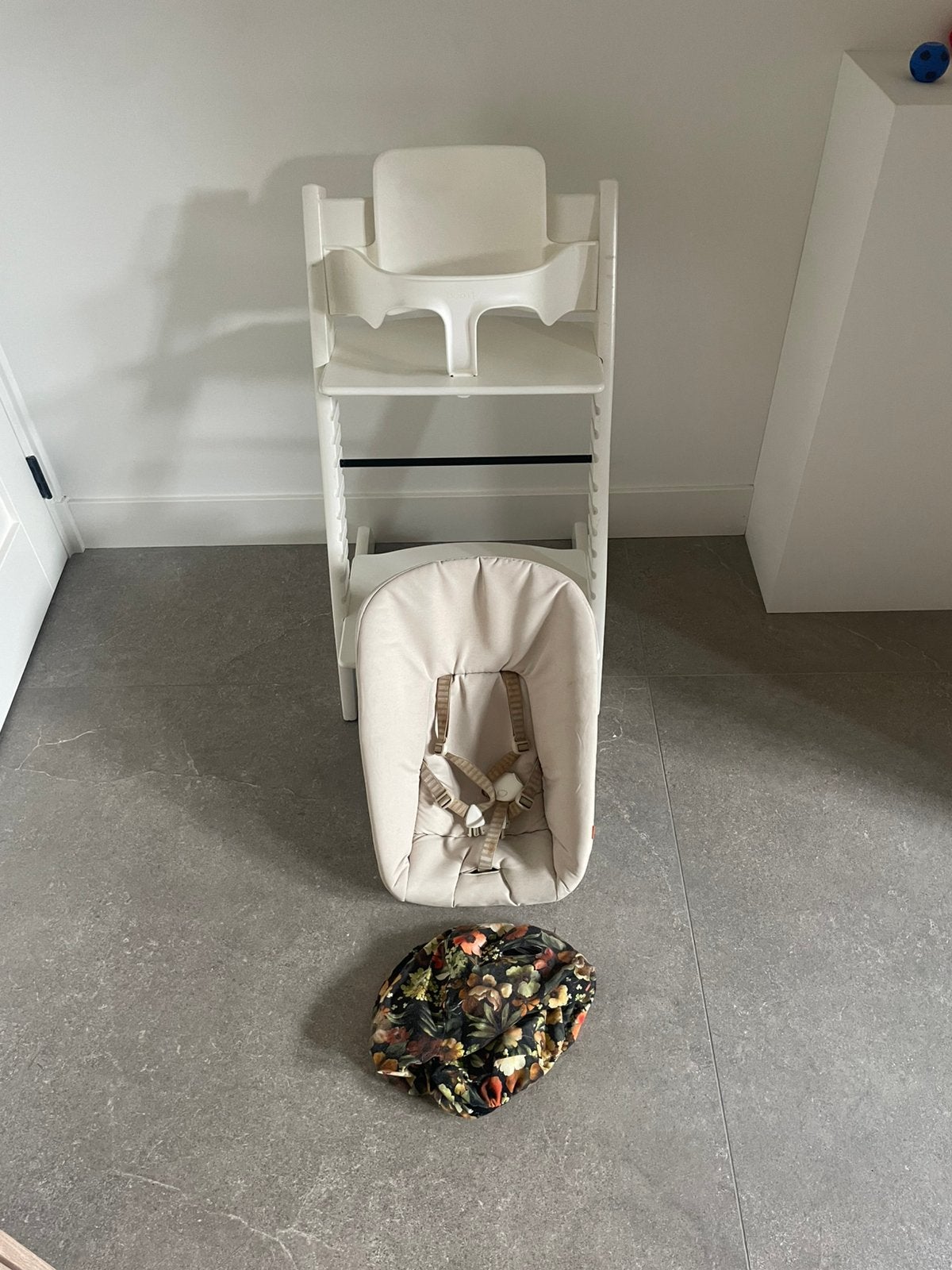 Nette stokke tripp trapp + newborn + babyset, Ophalen, Gebruikt, Meegroeistoel, Stoelverkleiner