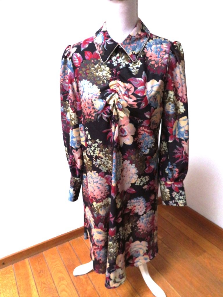 X24 TARA JARMON exclusieve jurk zwart roze blauw 44 = 38 NL, Kleding | Dames, Maat 38/40 (M), Tara Jarmon, Zwart, Nieuw