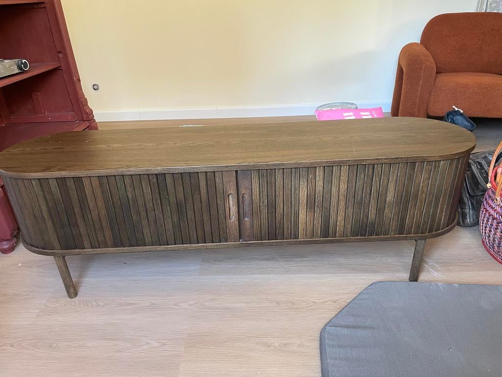 Stijlvol TV-meubel met houtlook en jaloeziedeur, Gebruikt, 100 tot 150 cm, Ophalen of Verzenden, Minder dan 100 cm