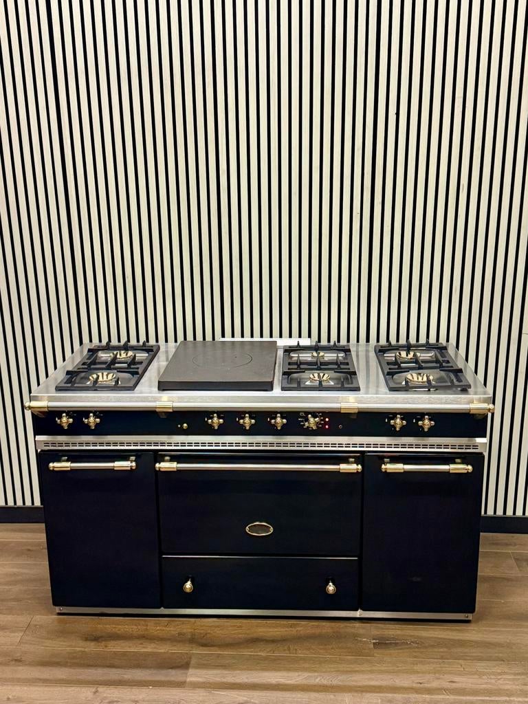 Luxe Lacanche Fornuis 7 pits met coupe de feu 150 cm, Fornello Esperta, Ophalen of Verzenden, Zo goed als nieuw, Energieklasse A of zuiniger