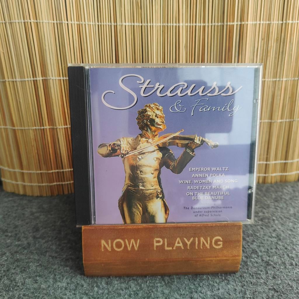 Strauss & Family CD - Klassieke Muziek, Cd's en Dvd's, Ophalen of Verzenden