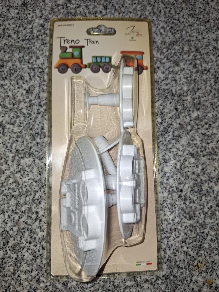 NIEUW!! Trein Uitsteker Set/3 - Martellato, Ophalen of Verzenden, Nieuw, Taarten of Cupcakes, Bakvorm