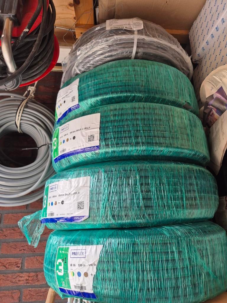 Snelflex, kabel, flex,vd draad,lasdoppen enzovoort, Gebruikt, Onbekend, Ophalen of Verzenden, Kabel of Snoer