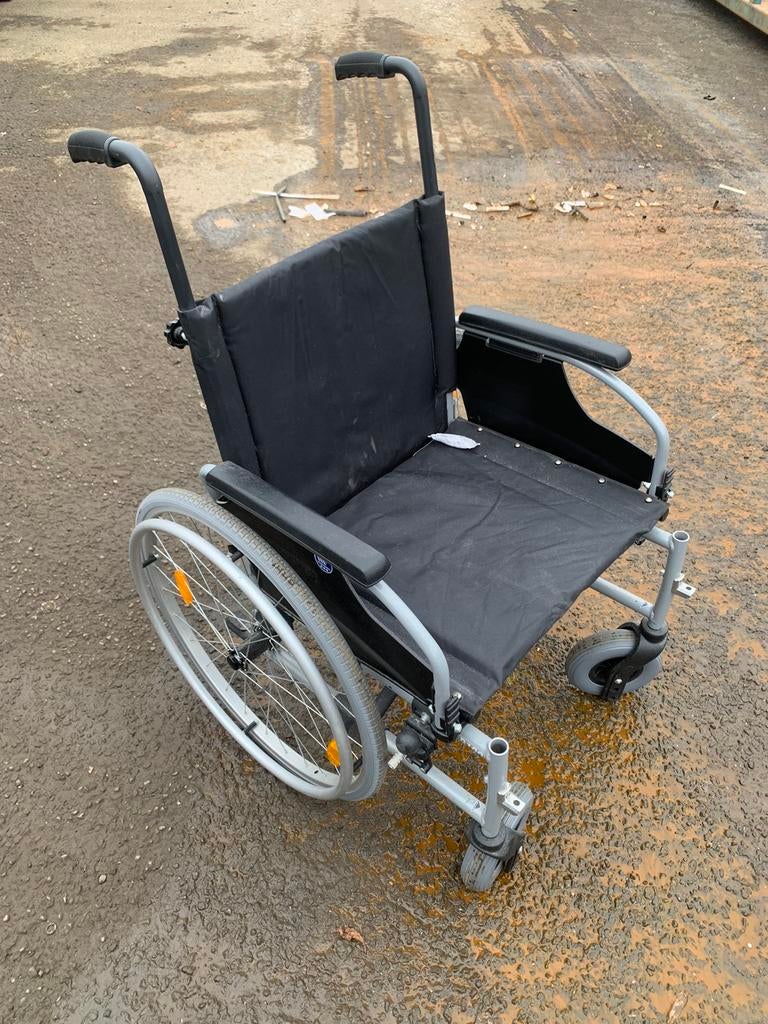Rolstoel 150 kg +, Diversen, Ophalen of Verzenden, Zo goed als nieuw, Duwrolstoel