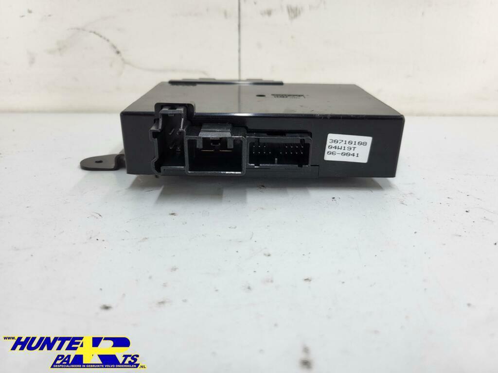 Computer stoel Volvo V70 II ('00-'08) 30710108, Auto-onderdelen, Interieur en Bekleding, Gebruikt, Ophalen of Verzenden, Volvo