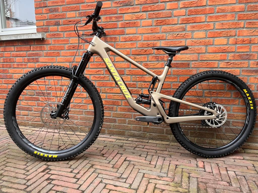 Santa cruz 5010 s kit - maat L - 2025, Fietsen en Brommers, Fietsen | Mountainbikes en ATB, Fully, Ophalen, Zo goed als nieuw