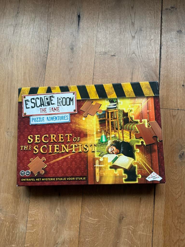 Escape Room The Game Puzzle Adventures (2x), Een of twee spelers, Ophalen of Verzenden, Zo goed als nieuw
