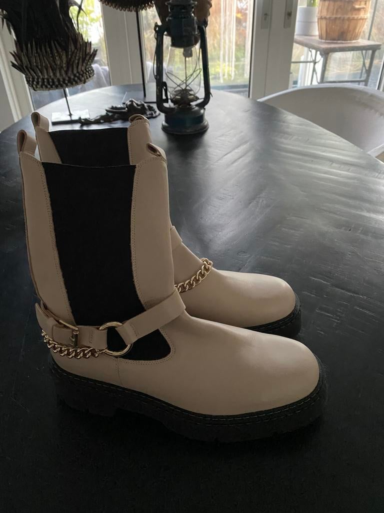 Chelsea boots/laars met kettinkjes , Toral, maat 40,NIEUW, Ophalen of Verzenden, Nieuw