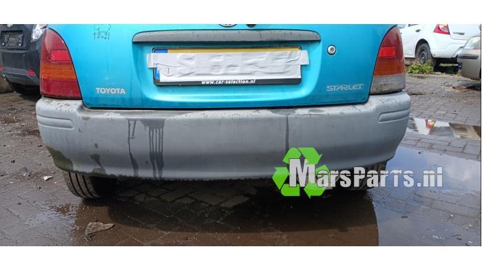 Achterbumper van een Toyota Starlet (NVT), Gebruikt, -, -, Ophalen of Verzenden