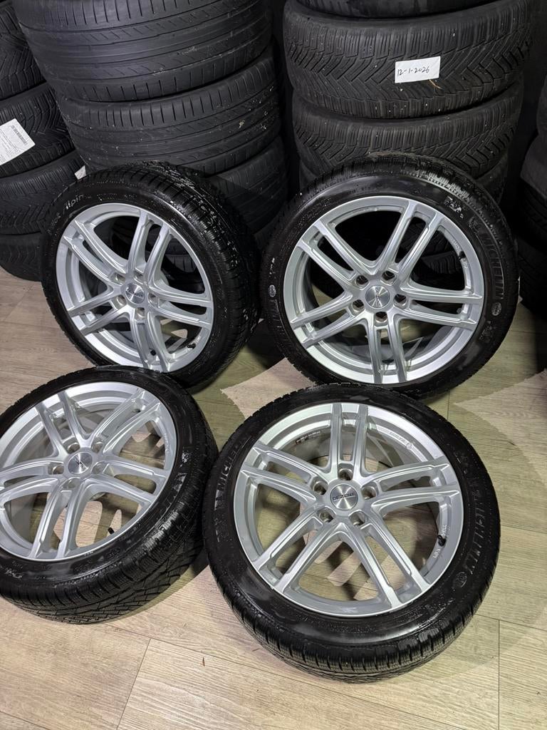 Dezent velgen / 18 inch / winter / 5x112 / naaf 66,6, 18 inch, Dezent, ----, Banden en Velgen