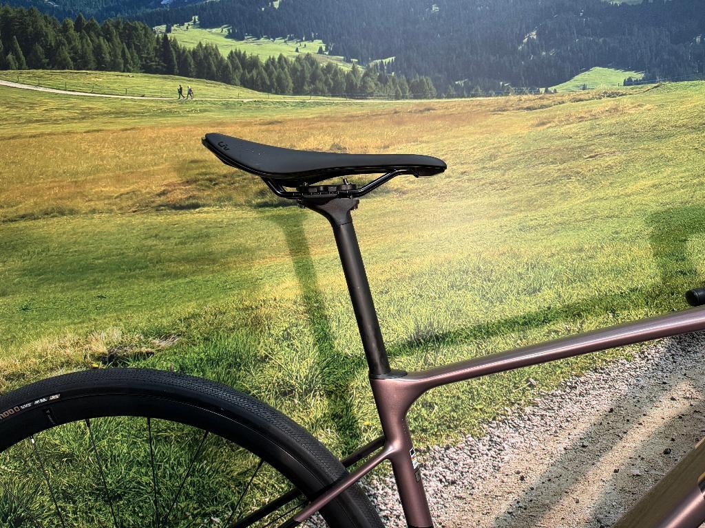 NIEUW LIV Avail Advanced 1 S 2026 R7170 105 DI2 € 3.599,-, Fietsen en Brommers, Fietsen | Racefietsen, Ophalen, 28 inch, Carbon