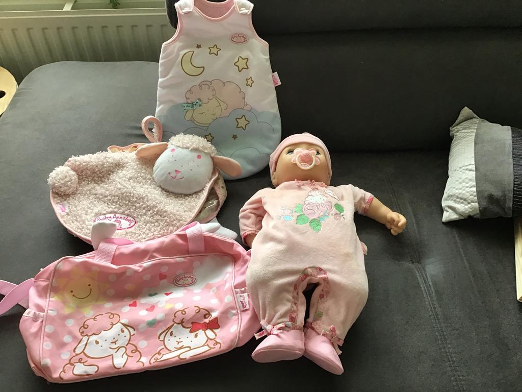 Baby Annabell pop met accessoires, Ophalen of Verzenden, Zo goed als nieuw, Pop