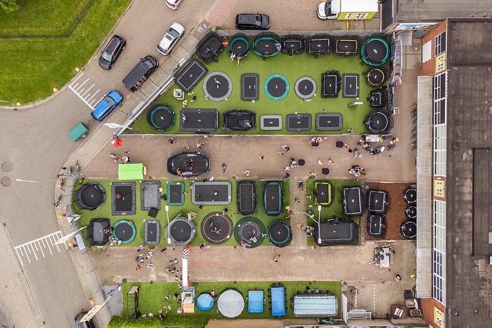 Grootste trampoline showtuin van NL - Berg Akrobat Salta, Ophalen of Verzenden, Nieuw