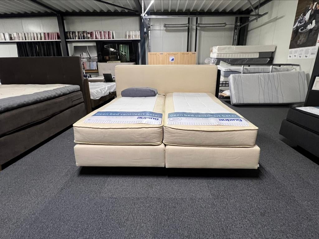 Elektrische Auping boxspring 180x210 crème event. Hästens, Ophalen, 210 cm, Tweepersoons, Zo goed als nieuw