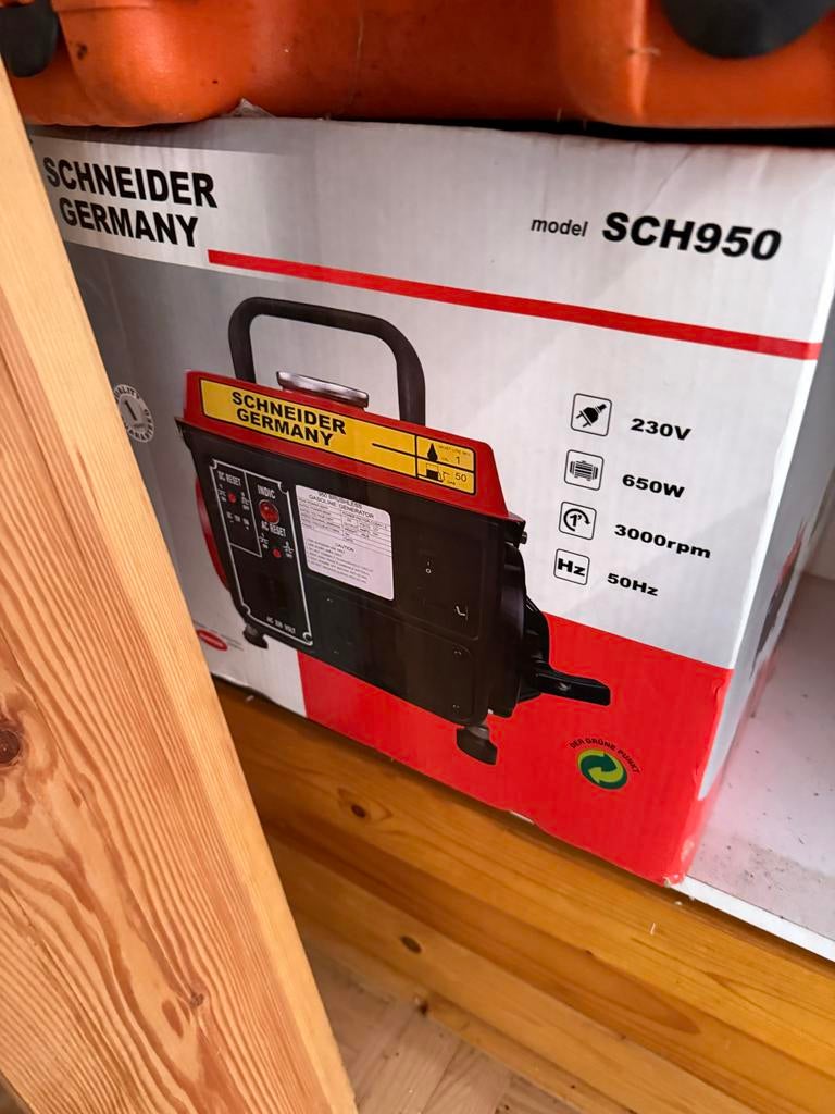 Schneider Germany SCH950 Generator - Nieuw, Doe-het-zelf en Verbouw, Aggregaten, Ophalen, Nieuw, Minder dan 5 kVA, Benzine