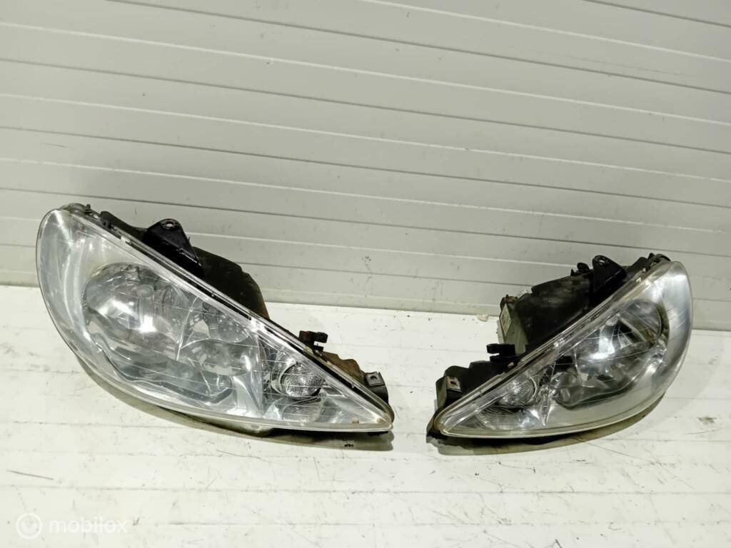 Koplampen Peugeot 206, Gebruikt, Ophalen of Verzenden