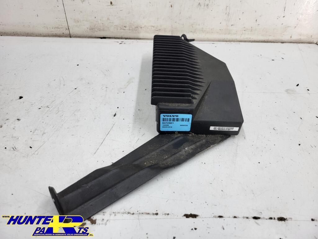 Versterker Volvo V70/XC70/S60/S80 ('00-'08) 9472301, Gebruikt, Ophalen of Verzenden, Volvo, Volvo
