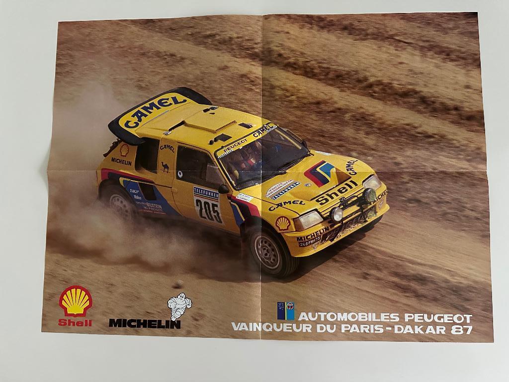Folder poster Peugeot 205 Turbo Rallly Dakar 1987, Ophalen of Verzenden, Zo goed als nieuw, Peugeot