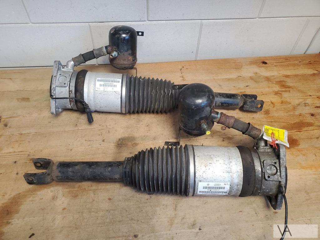 Audi A8 2002 - 2009 veerpoot links achter 4e0616001e €75, Auto-onderdelen, Ophalen of Verzenden, Gebruikt, Audi