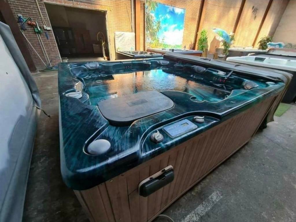 Foto 14 van ‼️INKOOP ALLE JACUZZI'S EN ZWEMSPA'S ‼️