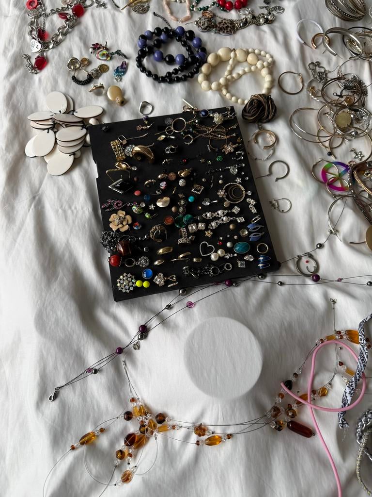 XXL lot vintage sieraden  4,3 kg, Sieraden, Tassen en Uiterlijk, Overige Accessoires, Gebruikt, Ophalen of Verzenden