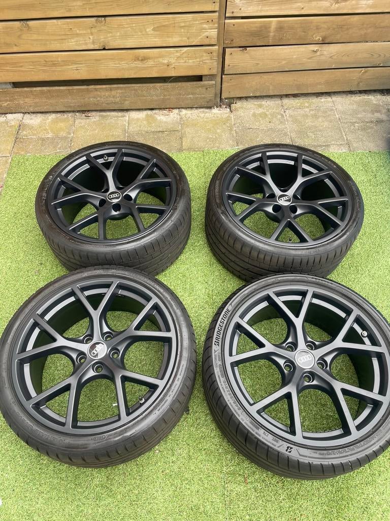 Audi RS3 breedset velgen/banden voor + achterzijde  2022, Auto-onderdelen, 19 inch, Overige, Gebruikt, Overige