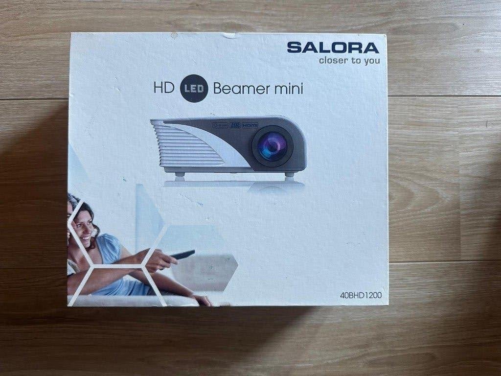 HD LED Beamer - Salora, Audio, Tv en Foto, Beamers, Ophalen, LED, Salora, Zo goed als nieuw