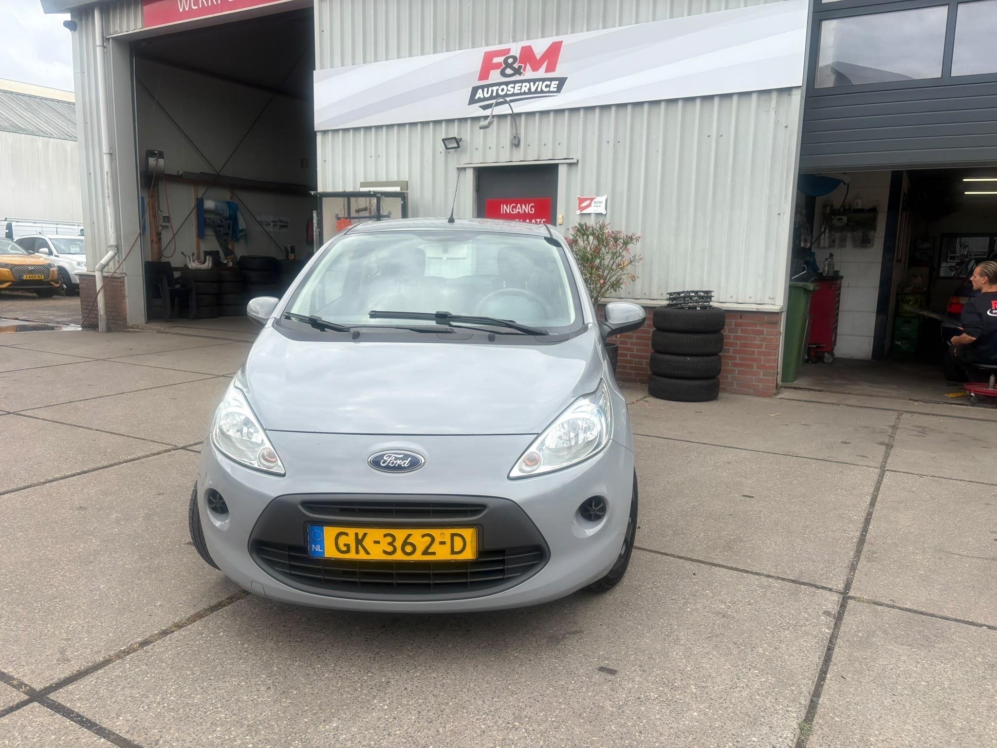 Ford Ka 1.2 Style start/stop Airco, radio, Voorwielaandrijving, Stof, Gebruikt, 4 cilinders