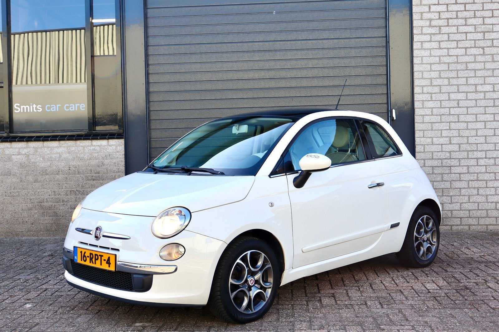 Fiat 500 1.2 69pk 2011 WIT glas dak, nwe d-riem en APK, Auto's, Stof, 4 cilinders, 840 kg, Verwarmde buitenspiegels