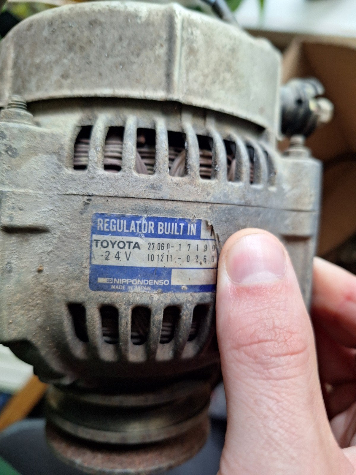 Gebruikte Toyota Denso dynamo (24V), Ophalen of Verzenden, Gebruikt, Toyota