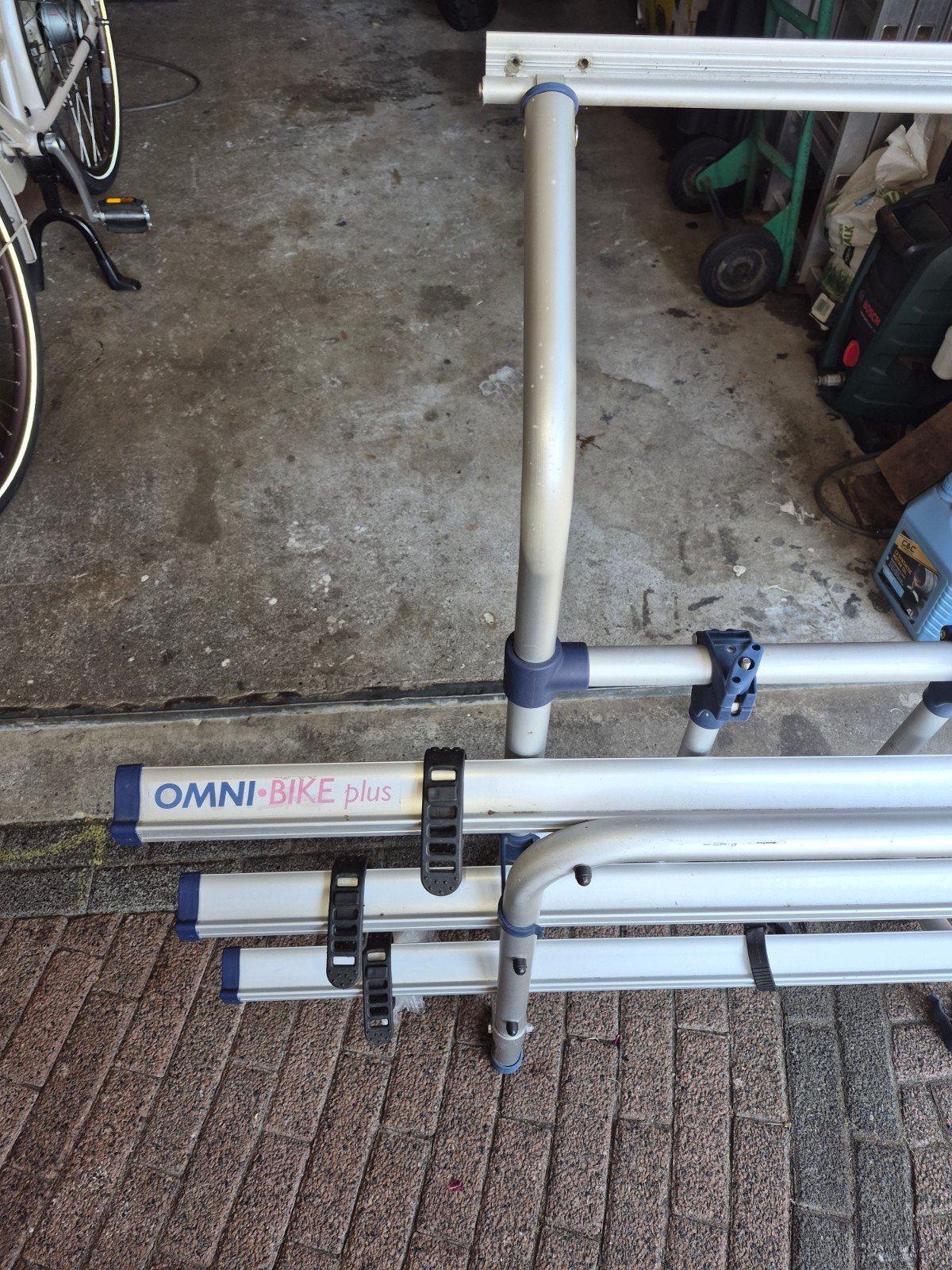 OMNI-BIKE plus fietsendrager voor 3 fietsen, Caravans en Kamperen, Ophalen, Gebruikt