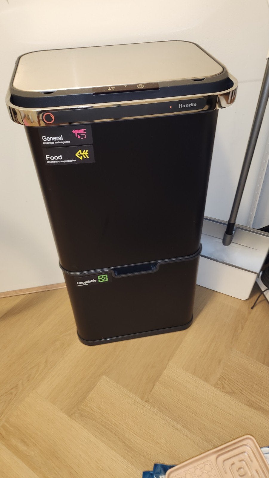 SVITA Sensor Prullenbak 60L Zwart met Koolfilter, Ophalen