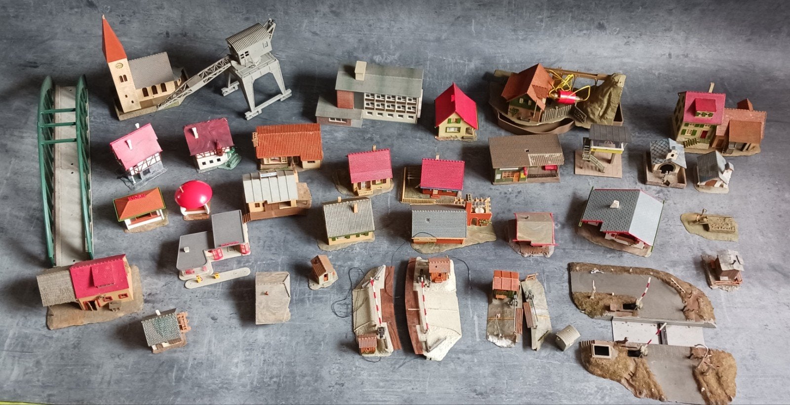 Grote verzameling modelspoorbaan accessoires en rails, Ophalen, Gebruikt, Gelijkstroom, Fleischmann