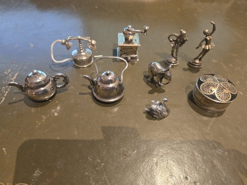 Miniatuur Verzameling – 9 stuks – waarschijnlijk verzilverd, Ophalen of Verzenden, Goud