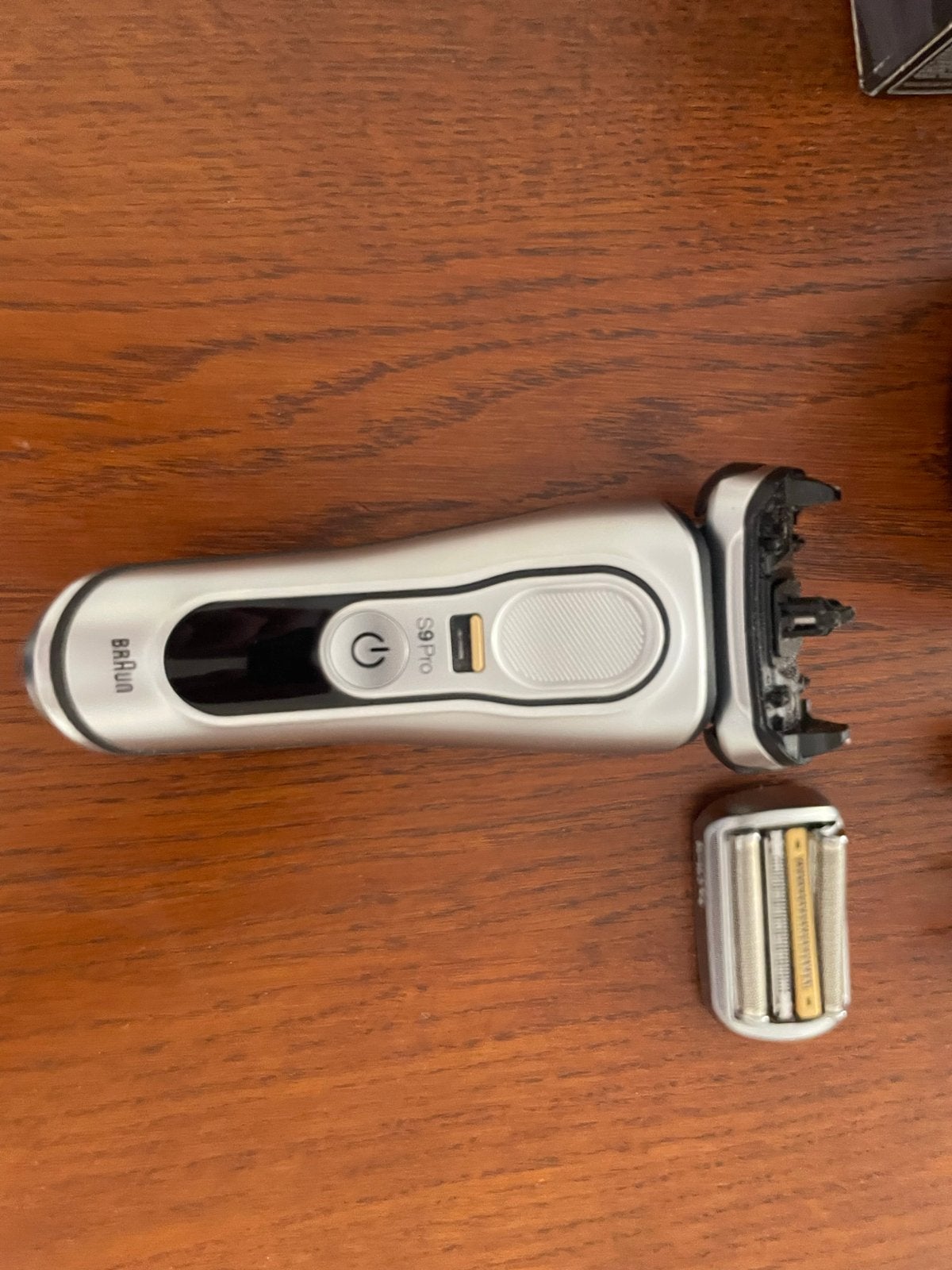 Braun Series 9 Pro Scheerapparaat met Clean & Charge Station, Witgoed en Apparatuur, Persoonlijke-verzorgingsapparatuur, Zo goed als nieuw