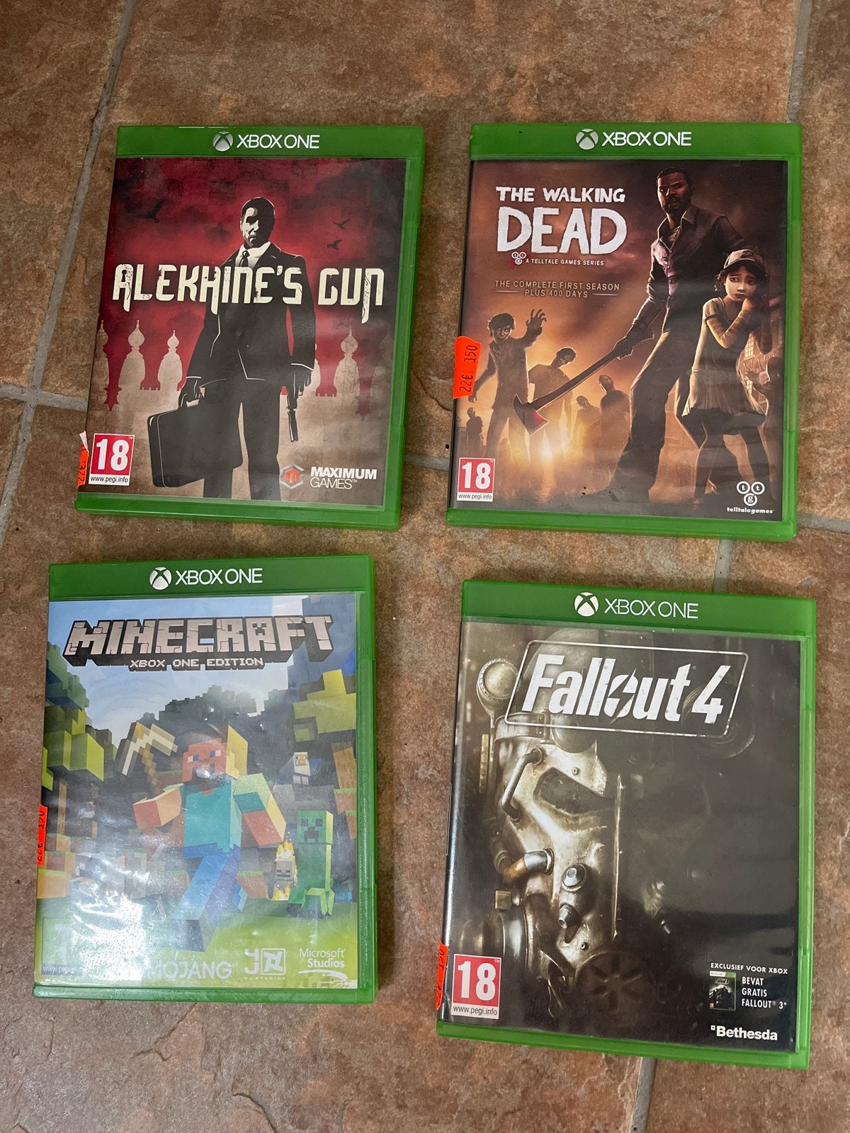 Xbox One Spellen: Minecraft, Fallout 4, The Walking Dead, Al, Spelcomputers en Games, Gebruikt, Overige genres, 1 speler, Ophalen of Verzenden