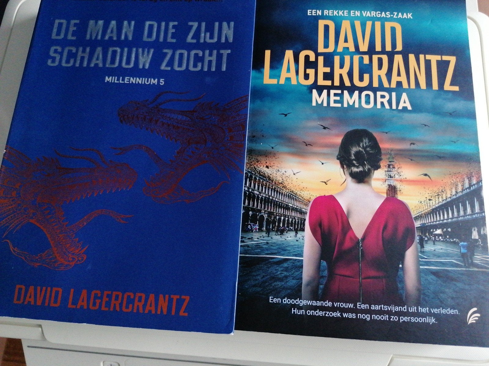 2x David Lagercrantz: Millennium 5 & Memoria, Gelezen, Scandinavië, David Lagercrantz, Ophalen of Verzenden