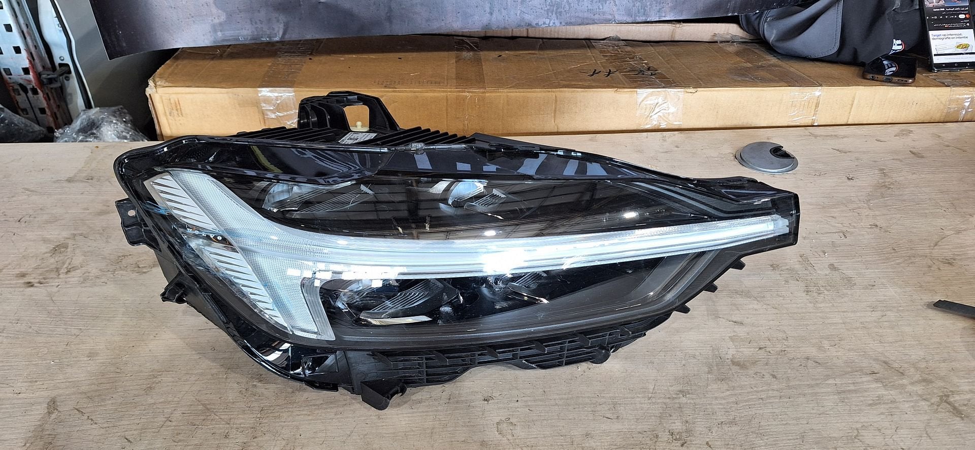 Volvo XC60 koplamp, Auto-onderdelen, Verlichting, Gebruikt, Ophalen of Verzenden