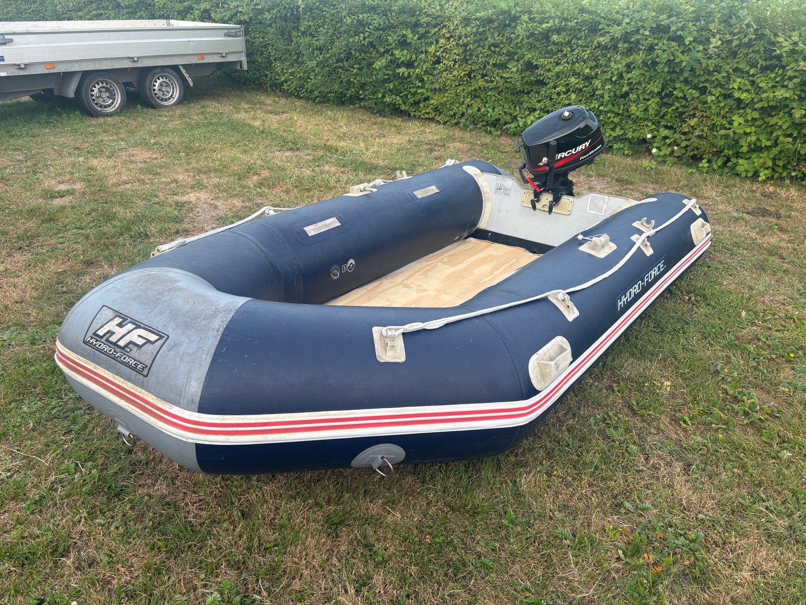 Hydro-Force opblaasboot met Mercury 4.0 PK buitenboordmotor, Ophalen, Hout, Mercury, Gebruikt