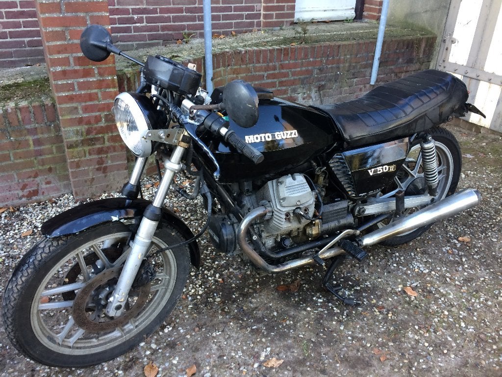 Moto Guzzi V50 II - Belastingvrij 1980, Motoren, Cardan-aandrijving, 2 cilinders, 490 cc, Motorrijbewijs A