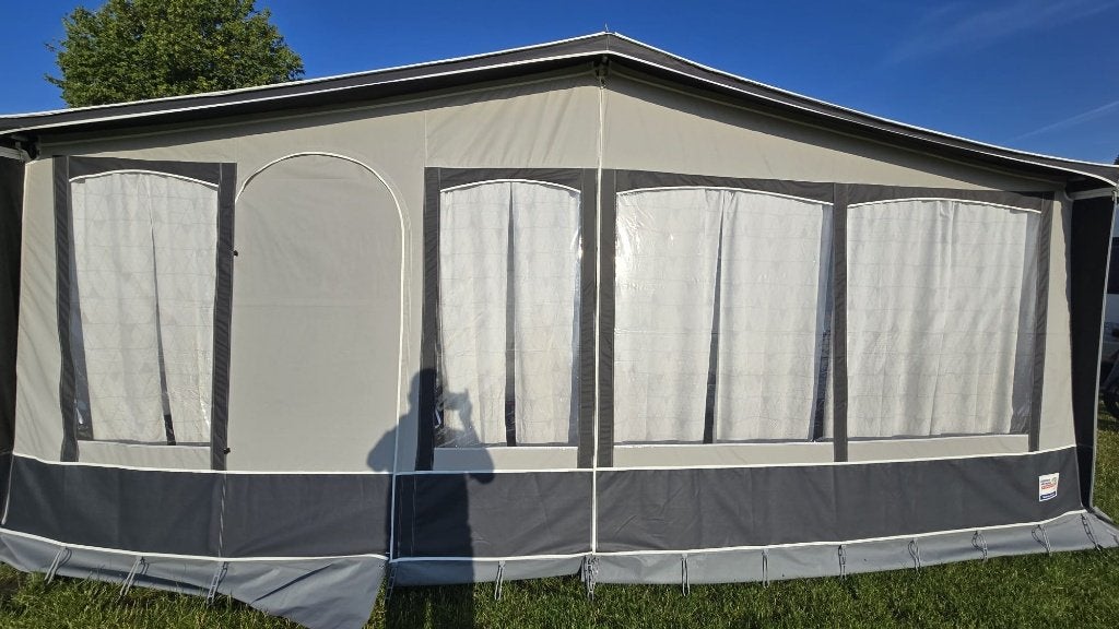 Dorema madrid 240 maat 13 (950-975cm), Caravans en Kamperen, Ophalen, Zo goed als nieuw, Ten Cate All Season 240g/m2, Dorema