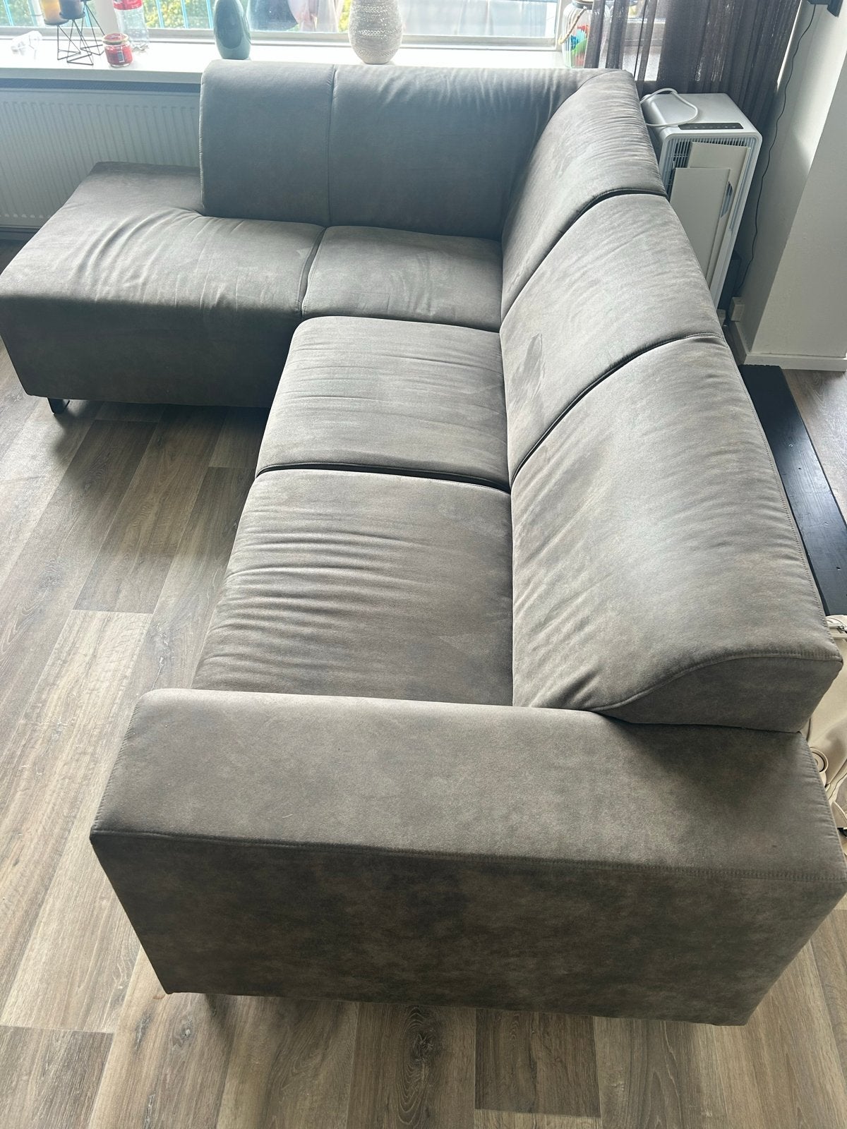 Comfortabele Hoekbank - Grijs, Zo goed als nieuw, Huis en Inrichting, Banken | Bankstellen, Ophalen, 250 tot 300 cm, 100 tot 125 cm