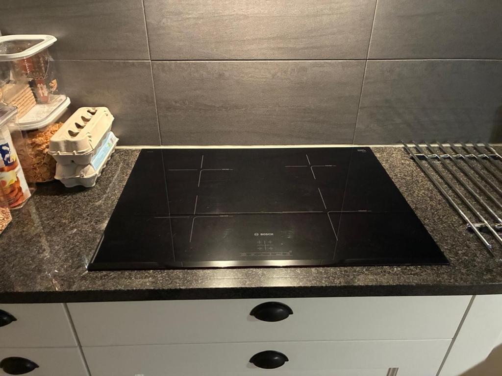Bosch Inductiekookplaat - Zo goed als nieuw, Witgoed en Apparatuur, Ophalen, 4 kookzones, Zo goed als nieuw, Inbouw