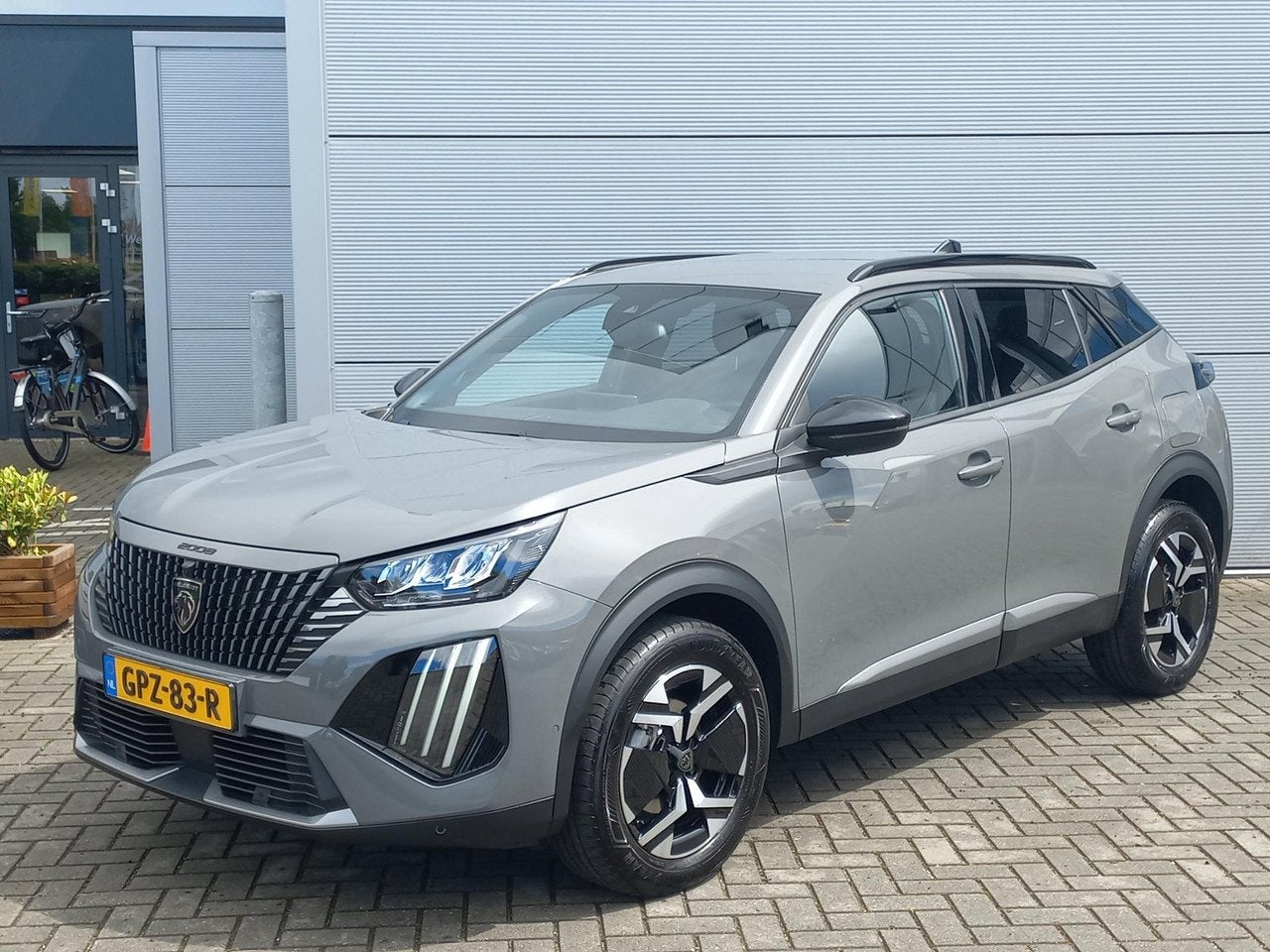 Peugeot 2008 1.2T 130pk Allure Pack Automaat | Climate contr, Auto's, Automaat, Gebruikt, Bedrijf, 3 cilinders