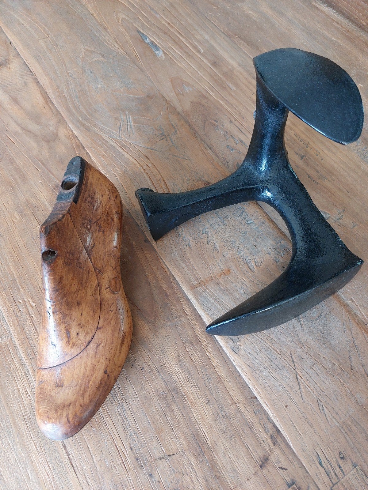 Vintage schoenleest en schoenmakersstandaard, Antiek en Kunst, Ophalen