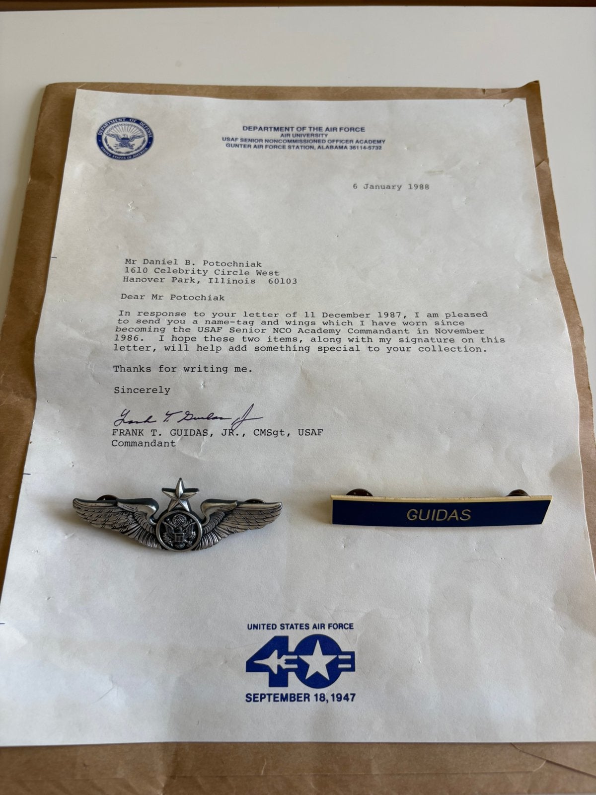 USAF Senior NCO academy commandant set wings badge & letter, Verzamelen, Ophalen of Verzenden, Landmacht, Embleem of Badge