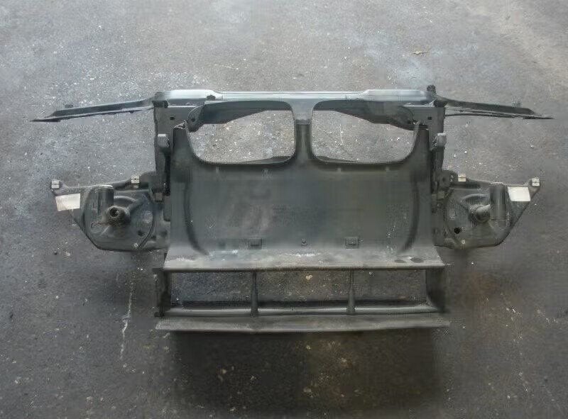 VOORFRONT BMW 3 serie Touring (E46 / 3) (01-1999/05-2006), Gebruikt, Ophalen of Verzenden, Petuelring 130 80809 München, DE, Bumper