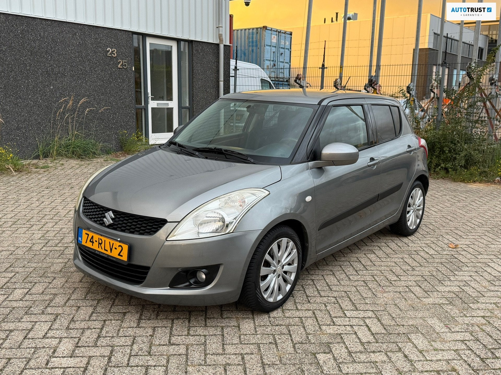 Suzuki Swift 1.2 Exclusive Automaat Clima 2011 Keyless, Auto's, 4 cilinders, 965 kg, Swift, Origineel Nederlands